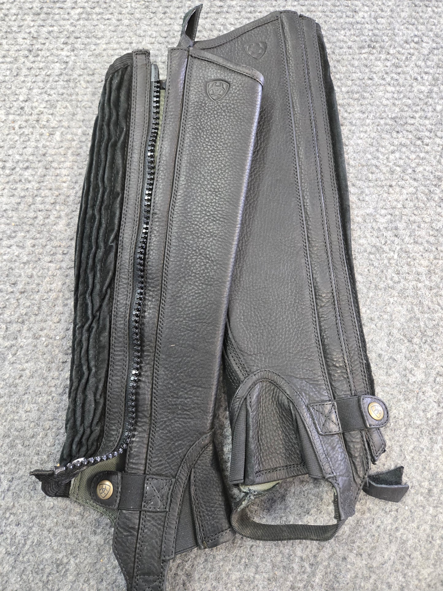 Ariat leather/Suede half chaps - USED