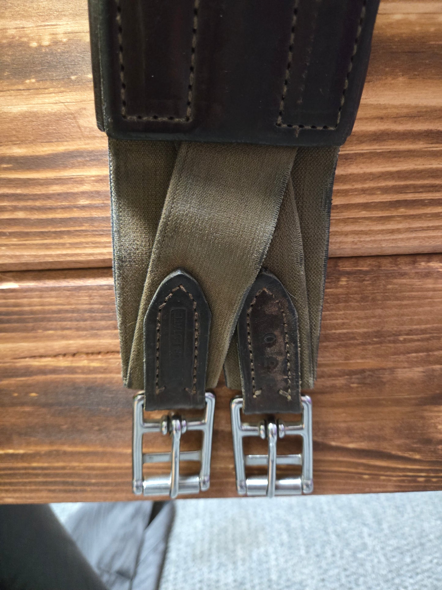Used Tudor Estate Leather English Girth - 50" (Brown)