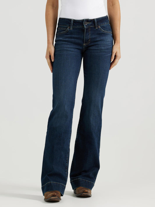 Wrangler Retro Mae women's mid-rise trouser jean in samantha wash, showing the wide trouser leg and signature western back pocket