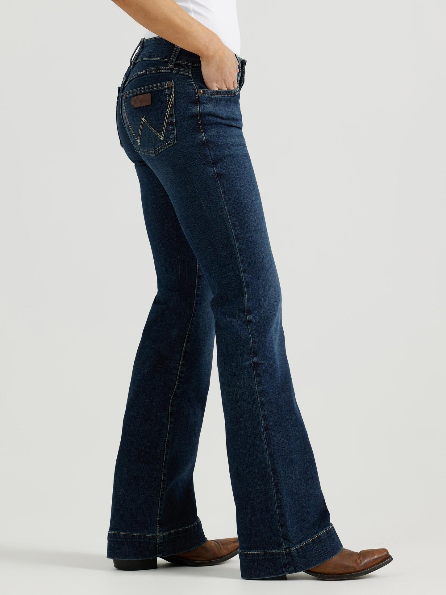 Wrangler® Women's Retro® Mae Mid-Rise Trouser Jean - Samantha