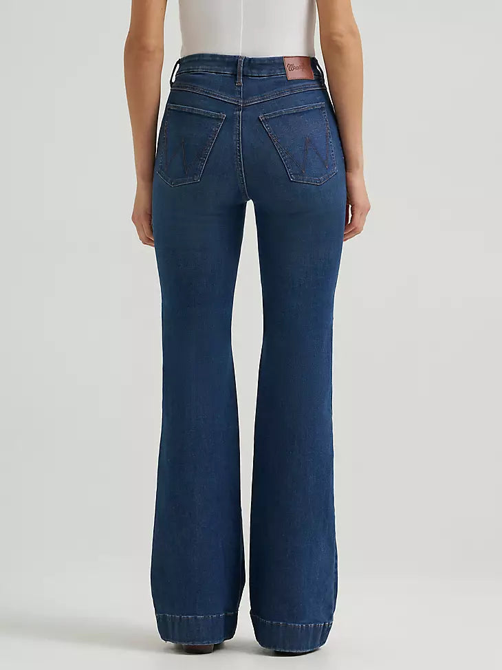 Wrangler® BESPOKE High Rise Trouser Jean