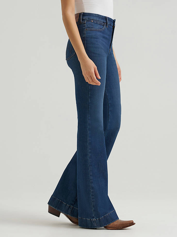 Wrangler® BESPOKE High Rise Trouser Jean
