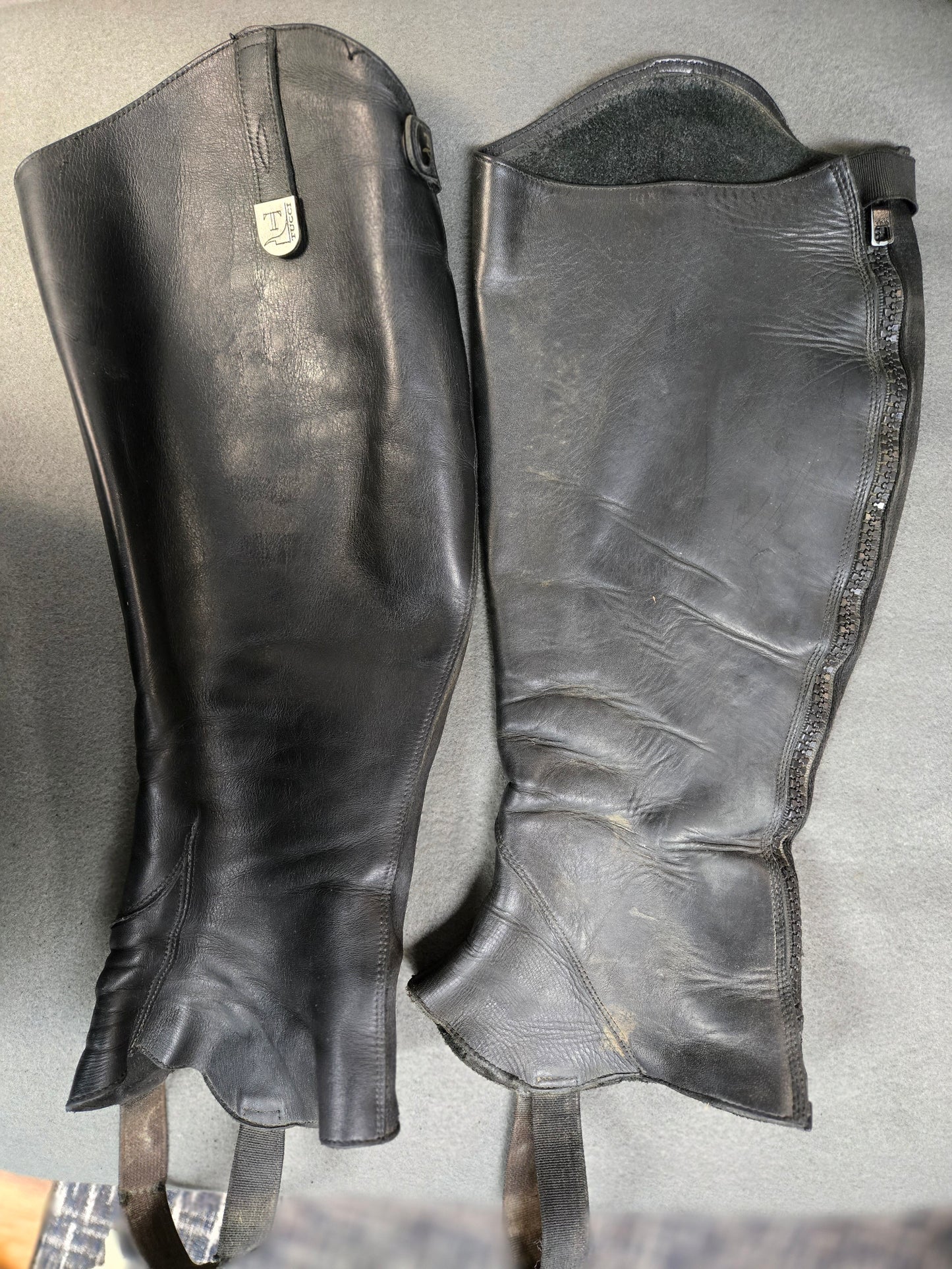 Tucci Leather Adult Half Chaps - Used