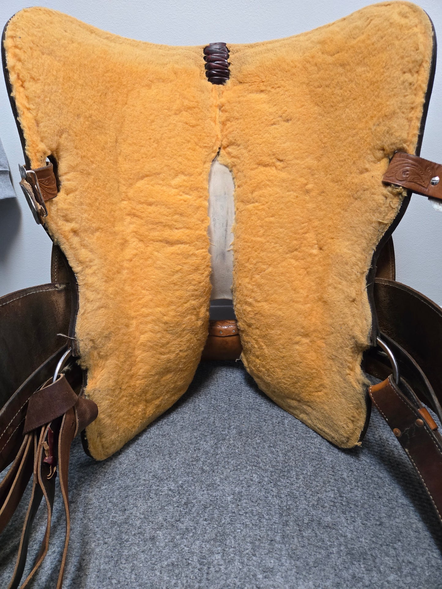 Used- Billy Cook Model #2098 Pleasure/Show Saddle Set - 16"