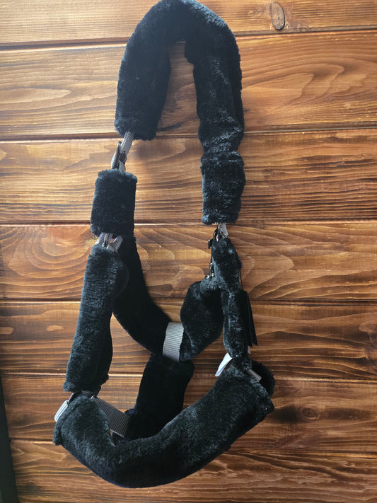 Used | Horze Faux Fur Halter | Black
