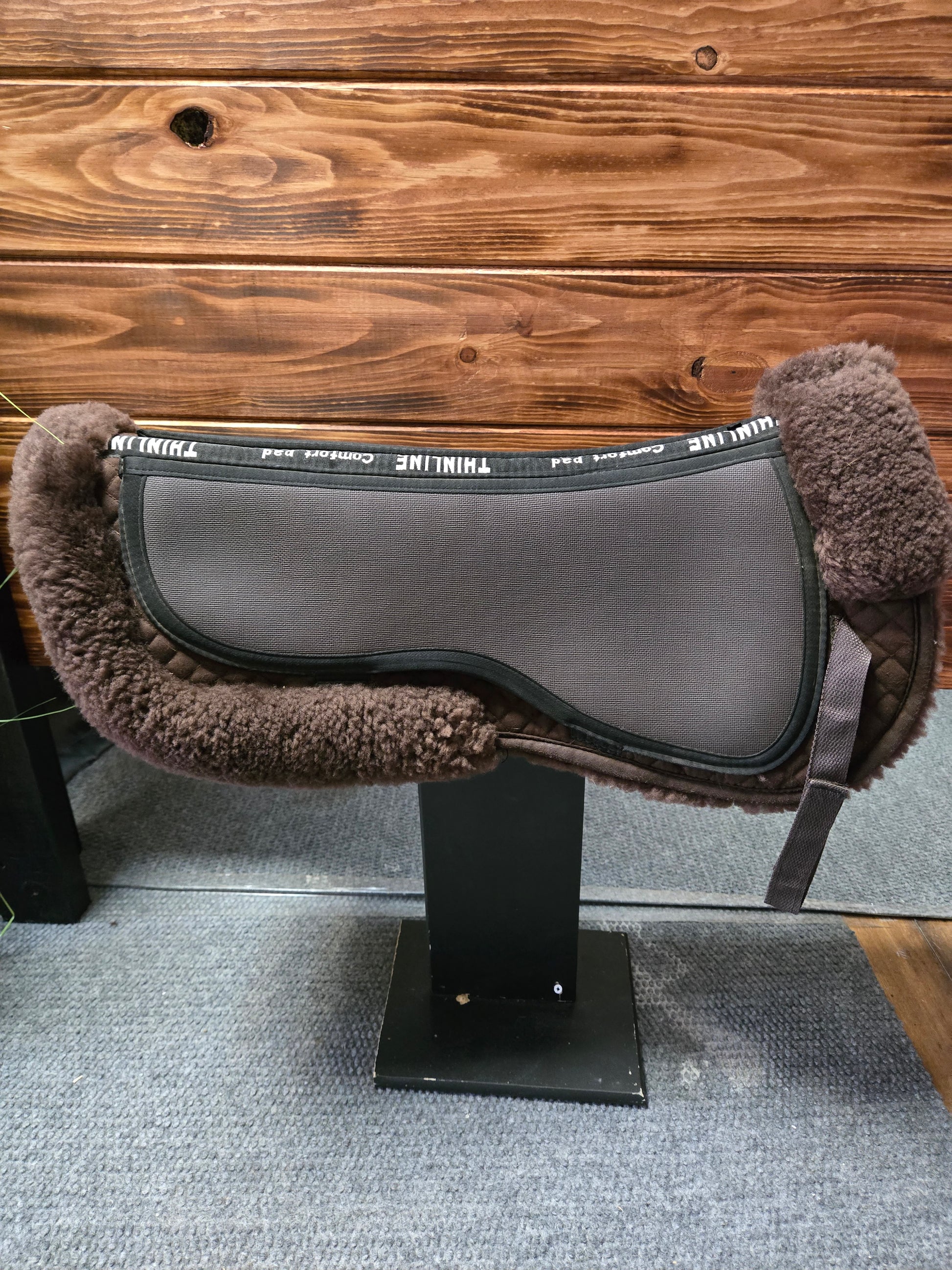 used-thinline-sheepskin-comfort-half-pad-brown-unused-condition 