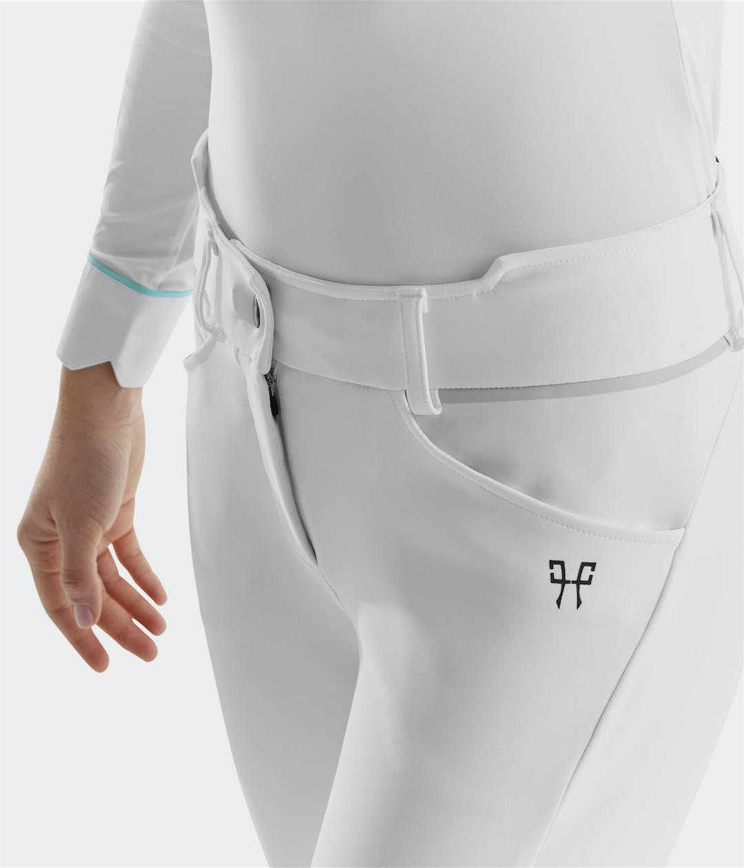 Horse Pilot X Design Breech - White