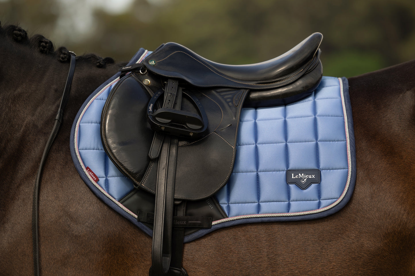 LeMieux Loire Close Contact Saddle Pad | Powder Blue